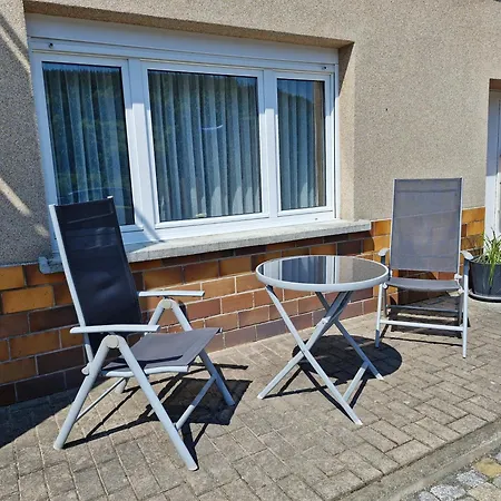 Ferienwohnung Am Thueringer Wald Wandern, Radfahren Und Parkplatz Direkt Vor Der Tuer *