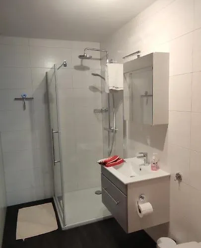 Ferienwohnung Am Thueringer Wald Wandern, Radfahren Und Parkplatz Direkt Vor Der Tuer * Ilmenau